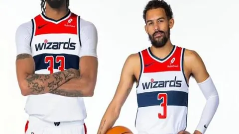 特鲁姆普登顶斯诺克世界排名，丁俊晖排第九